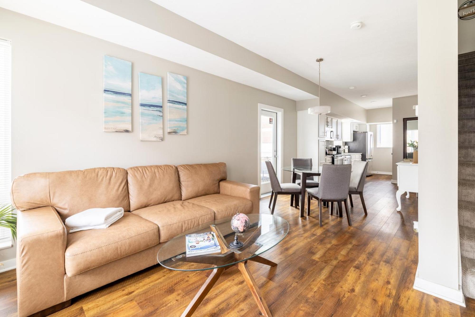 Luxury Downtown Townhome Private Garage Unit 9 Cleveland Exteriör bild